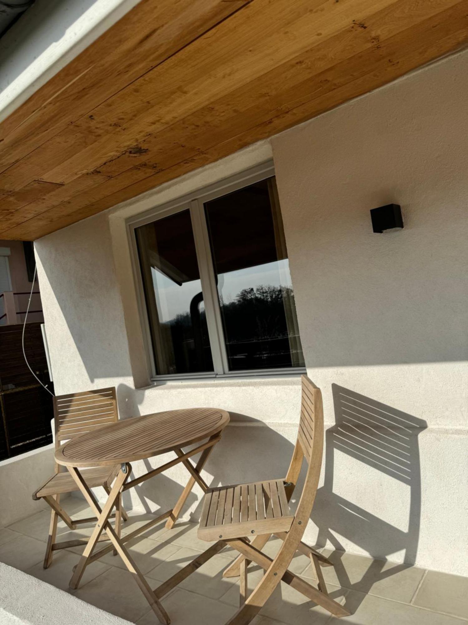 Maison Au Bord De L'Eau Les Roches 로슈포르트쉬네농 외부 사진